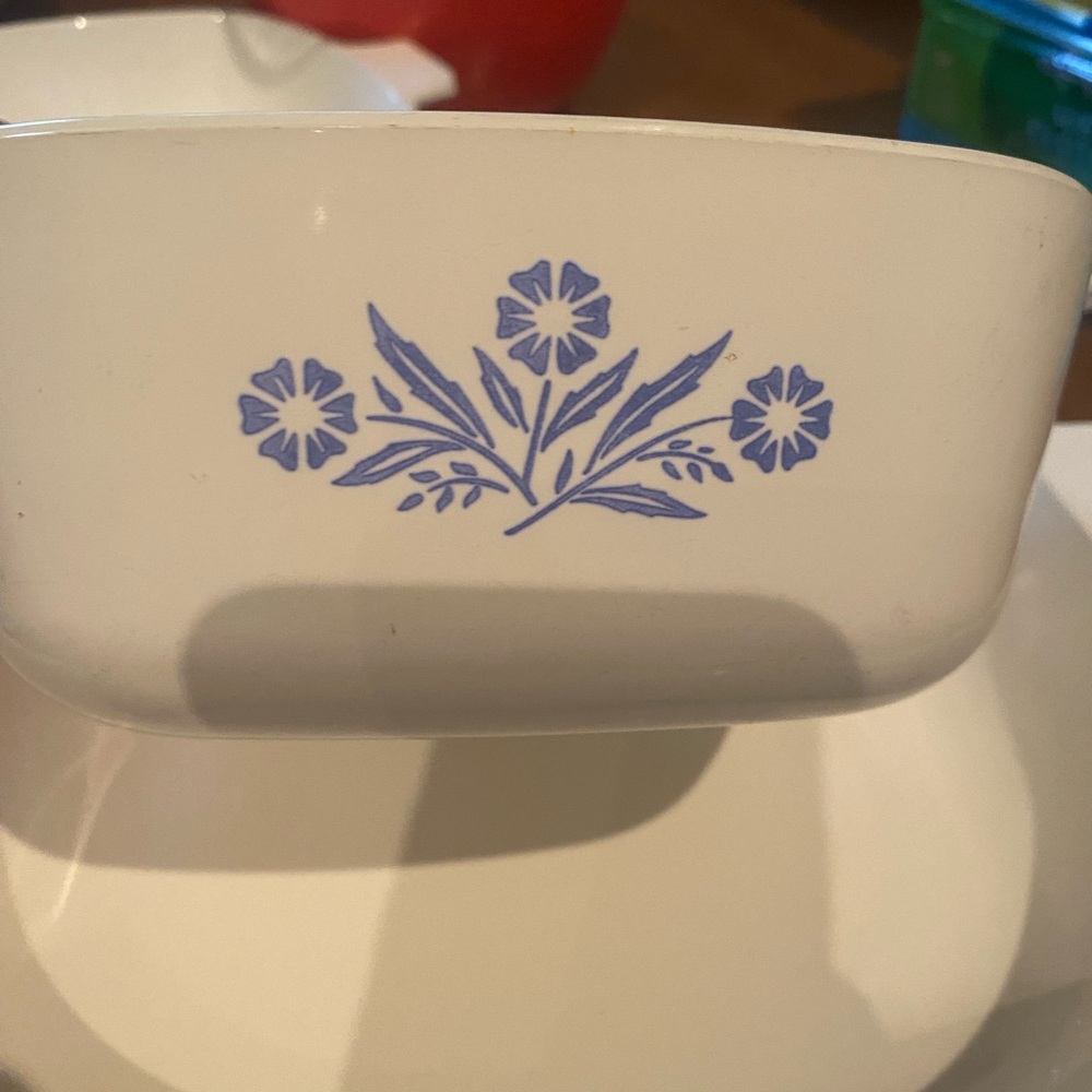 Corningware Vintage Blue Cornflower Made in the USA - Three Piece - Picture 9 of 16